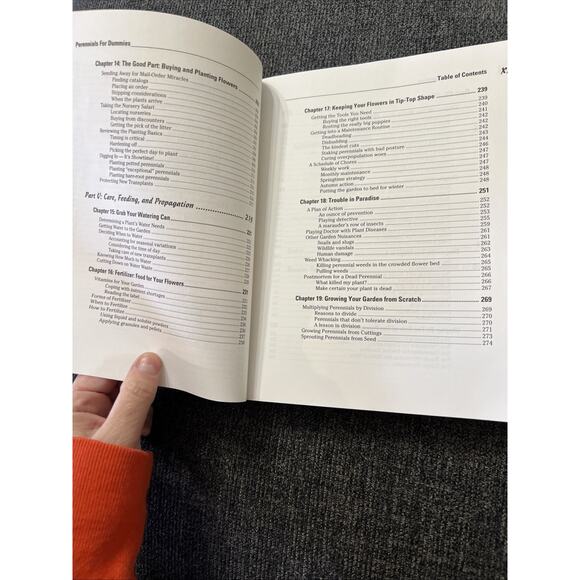 Perennials for Dummies Softcover 1997 by Marcia Tatroe &National Gardening Assoc - Picture 13 of 16